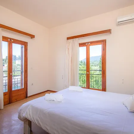 Christina Mare Apartment *